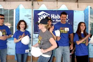 LOS ANGELES, MAR 8 - Maura West at the 5th Annual General Hospital Habitat for Humanity Fan Build Day at Private Location on March 8, 2014 in Lynwood, CA photo