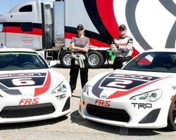 los angeles, 21 de febrero - tricia helfer, robert patrick en el grand prix of long beach pro celebrity race training at the willow springs international raceway el 21 de marzo de 2015 en rosamond, ca foto