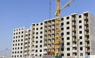 construction of apartment buildings photo