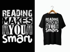 diseño de camiseta de amante de los libros vector