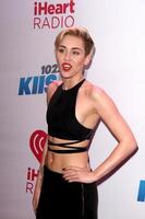 los angeles, 6 de diciembre - miley cyrus en el kiis fm jingle ball 2013 en el Staples Center el 6 de diciembre de 2013 en los angeles, ca foto