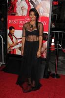 los angeles, 5 de noviembre - laura govan en el estreno mundial de the best man holiday en el teatro chino tcl el 5 de noviembre de 2013 en los angeles, ca foto