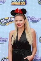 los angeles, 25 de febrero - alli simpson en los radio disney music awards 2015 en el teatro nokia el 25 de abril de 2015 en los angeles, ca foto