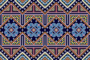 diseño de patrones sin fisuras étnicos ikat. alfombra de tela azteca adornos de mandala decoraciones textiles papel tapiz. fondo de vector de bordado tradicional de pavo étnico nativo boho tribal