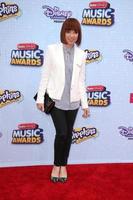 los angeles, 25 de febrero - carly rae jepsen en los radio disney music awards 2015 en el teatro nokia el 25 de abril de 2015 en los angeles, ca foto