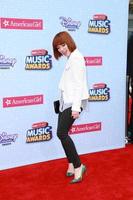 los angeles, 25 de febrero - carly rae jepsen en los radio disney music awards 2015 en el teatro nokia el 25 de abril de 2015 en los angeles, ca foto