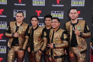 los angeles, oct 8 - enigma norteno en los premios de musica latinoamericana en el dolby theater el 8 de octubre de 2015 en los angeles, ca foto