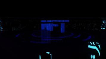 blue nft 3d word cinematic hitech sul palco video