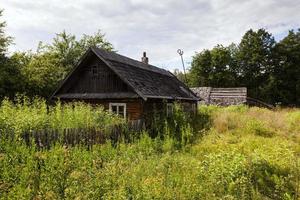 old wooden house photo