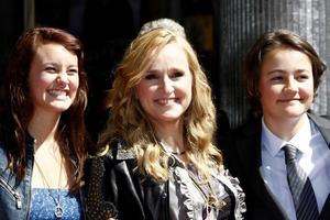 LOS ANGELES, SEPT 27 - Melissa Etheridge at the Melissa Etheridge Star on The Hollywood Walk of Fame Ceremony at Hard Rock Cafe SIdewalk on September 27, 2011 in Los Angeles, CA photo