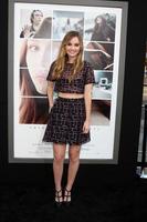 los angeles, 20 de agosto - liana liberato en el estreno de si me quedo en el teatro chino tcl el 20 de agosto de 2014 en los angeles, ca foto