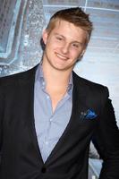 los angeles, 23 de enero - alexander ludwig llega al estreno de man on a ledge los angeles en el teatro chino graumans el 23 de enero de 2012 en los angeles, ca foto