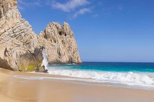 destino de viaje de los cabos playa del divorcio, méjico, playa de divorcio cerca del arco de cabo san lucas foto