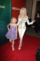 LOS ANGELES, AUG 13 - Alyvia Alyn Lind, Dolly Parton at the NBCUniversal 2015 TCA Summer Press Tour at the Beverly Hilton Hotel on August 13, 2015 in Beverly Hills, CA photo