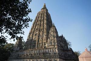 Mahabodhi temple, bodh gaya, India photo