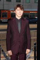 los angeles, sep 12 - paul dano en el estreno mundial de los prisioneros en la academia de artes y ciencias cinematográficas el 12 de septiembre de 2013 en beverly hills, ca foto