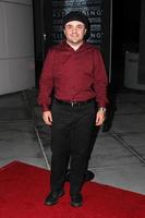 los angeles, 6 de octubre - michael d cohen en el estreno de latigazo cervical en el teatro bing en lacma el 6 de octubre de 2014 en los angeles, ca foto