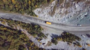 chemal tract dans les montagnes de l'altaï, russie video