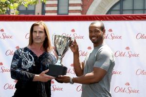 LOS ANGELES, JUL 28 - Fabio, Isaiah Mustafa at a public appearance to promote the Epic Old Spice Challenge at The Grove on July 28, 2011 in Los Angeles, CA photo