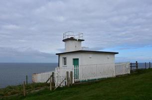 estación de guardacostas en st bees head en inglaterra foto