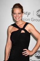 los angeles 1 de agosto - jeri ryan llega a la fiesta de la gira de prensa de verano de abc 2010 en beverly hilton hotel el 1 de agosto de 2010 en beverly hills, ca foto