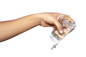 Hand hält ein Glas reines Wasser isoliert auf weißem Hintergrund png