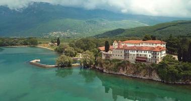 monasterio de saint naum, monasterio ortodoxo oriental en macedonia del norte video