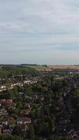 wunderschöne luftaufnahmen aus dem hohen winkel drohnenansicht des stadtbildes und der landschaft englands großbritannien drohnenaufnahmen video