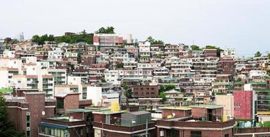 vista de hyehwa-dong, seúl, corea foto