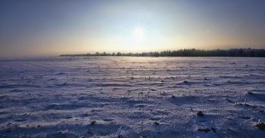 nieve ondulada desigual foto