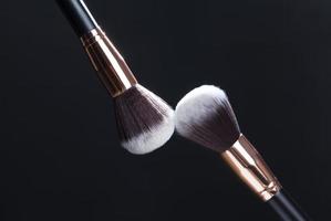 high quality cosmetic brush with cosmetic product photo