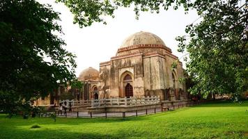 tomb of muhammad bin tughlaq photo
