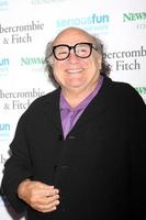 0los angeles, 14 de mayo - danny devito en la red infantil seriousfun 2015 la gala en el dolby theater el 14 de mayo de 2015 en los angeles, ca foto