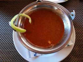 sopa mixta con pimientos fuertes en tokaj foto