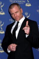 los angeles, 20 de junio - sean carrigan en los premios emmy diurnos creativos 2014 en the westin bonaventure el 20 de junio de 2014 en los angeles, ca foto