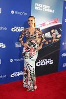 los angeles, 7 de agosto - samara saraiva en el estreno de let s be cops en los cines arclight de hollywood el 7 de agosto de 2014 en los angeles, ca foto