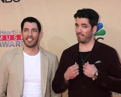 LOS ANGELES, MAR 29 - Drew Scott, Jonathan Scott at the 2015 iHeartRadio Music Awards at the Shrine Auditorium on March 29, 2015 in Los Angeles, CA photo