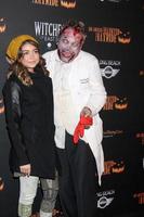 los angeles, 10 de octubre - sarah hyland en la octava noche anual de estreno de la haunted hayride en griffith park el 10 de octubre de 2013 en los angeles, ca foto