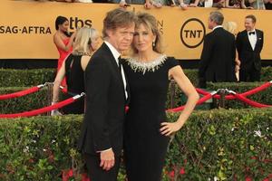LOS ANGELES, JAN 25 - William H Macy, Felicity Huffman at the 2015 Screen Actor Guild Awards at the Shrine Auditorium on January 25, 2015 in Los Angeles, CA photo