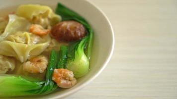 pork dumpling soup with shrimps and vegetable - Asian food style video