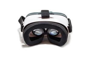 vr ar 360 gafas de realidad virtual cartón para teléfono móvil aislado sobre fondo blanco. dispositivo para ver películas para viajes y entretenimiento en el espacio 3d. foto