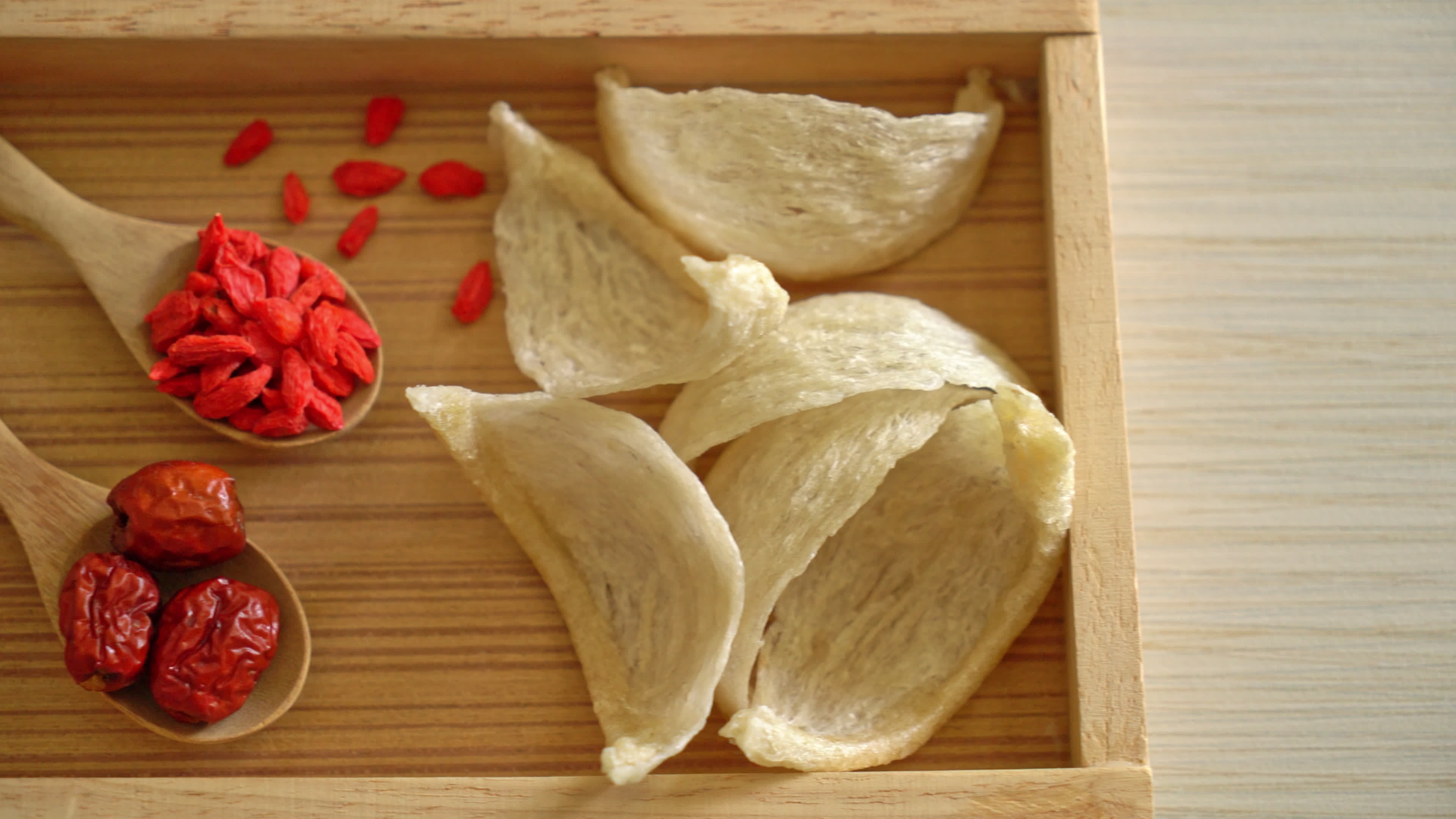 Fresh edible bird's nest or Swallow nest raw material cuisine expensive