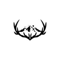 logotipo de montaña de ciervo con montaña en cuernos de ciervo. logotipo de la comunidad de aventuras, logotipo de la empresa de ropa al aire libre, insignia, diseño de pegatinas vector