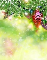 árbol de navidad decorado con juguetes foto