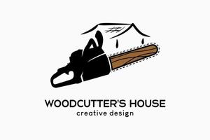 diseño de logotipo para un maderero o una casa de aserradero, una silueta de motosierra combinada con un icono de casa en un concepto creativo vector