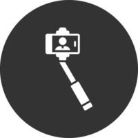 icono de glifo de selfie invertido vector