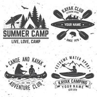 conjunto de insignias del club de kayak. ilustración vectorial