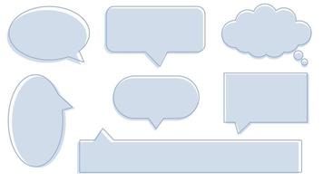 conjunto de colección de una linda burbuja de habla azul pastel en blanco, caja de conversación, caja de chat, globo de mensaje e ilustración de nube de pensamiento en fondo blanco perfecto para su diseño vector