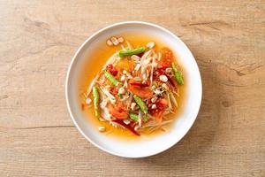 papaya spicy salad - somtam photo