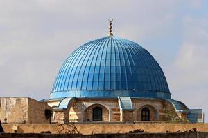 11 de noviembre de 2021. edificios y estructuras religiosas en las ciudades de israel. foto